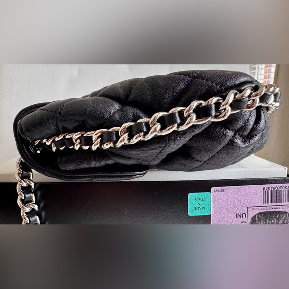 CHANEL Chain Around Bag - Picture 6 of 16